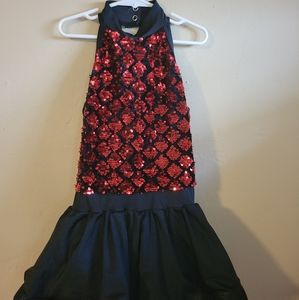 Girls dance dress.. Size medium.